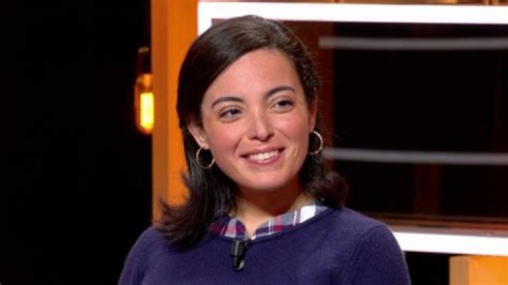 Asma Mhalla Wikipédia