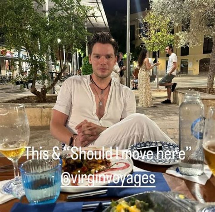 Dominic Sherwood Fortune