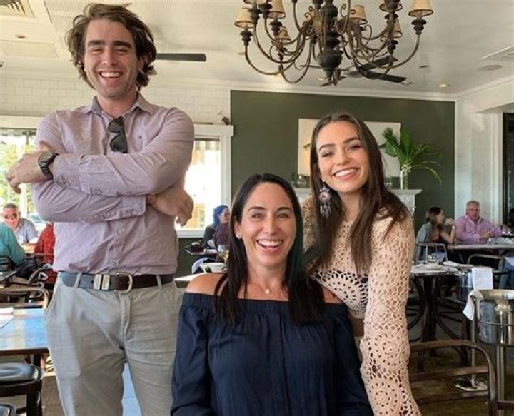 EXPLORE Cartia Mallan Wiki Facts, Age, Height, Boyfriend & Net Worth