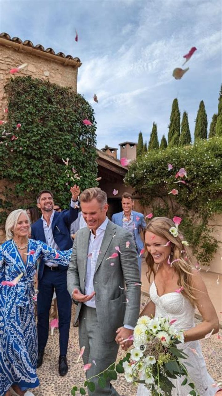 Is Julia Ioffe Married, Who Is Her Husband Or Partner?