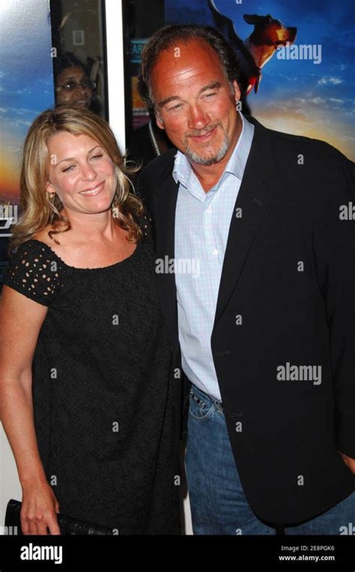 Jim Belushi's wife, Jennifer Sloan Bio: Net Worth, Age, Height, Wikipedia, Children, Movies