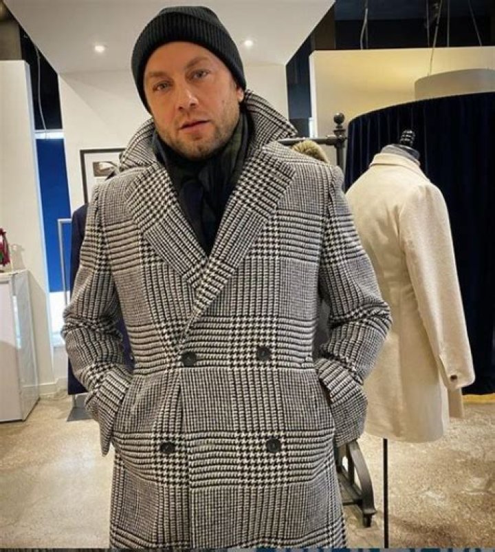 Jonathan Sadowski Height, Weight, Age, Net Worth, Facts