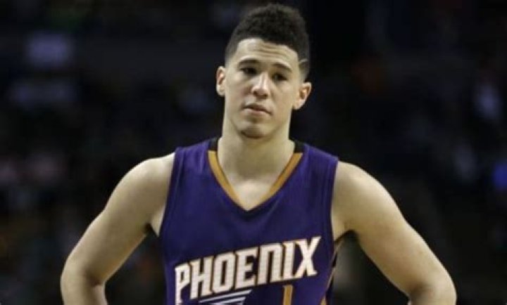 Know About Devin Booker; NBA, Age, Dating, Stats, Contract, Salary