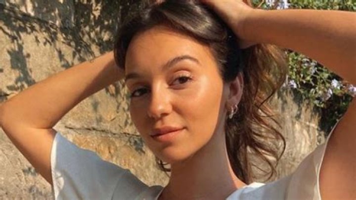 ‘The Bachelor Australia 2020’: Bella Varelis’s yearbook photos!! EXPLORE Her Wiki, Bio, Age, Height, Background, And Instagram